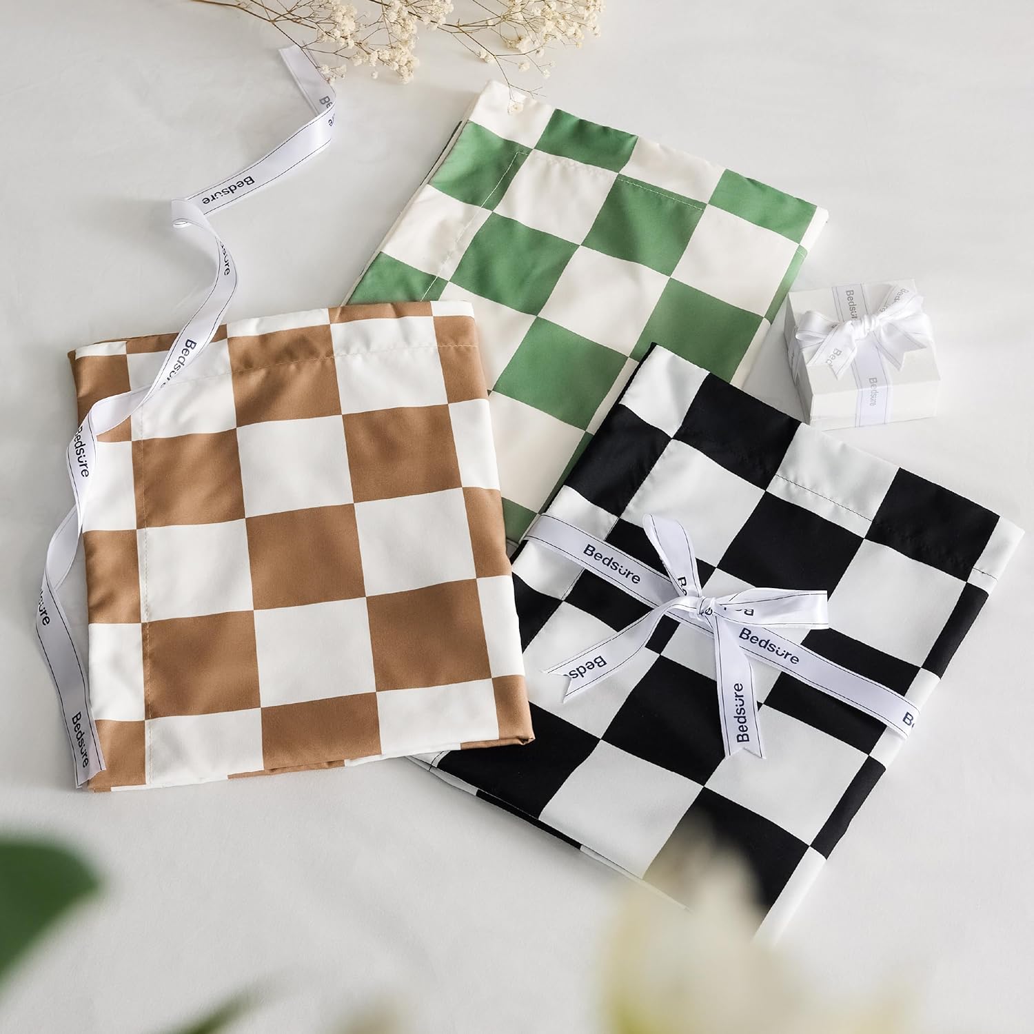Comforter Set Queen Size - Checkered Bedding Comforter Set for Boys, 3 Pieces, 1 Soft Black Comforter and 2 Pillow Shams